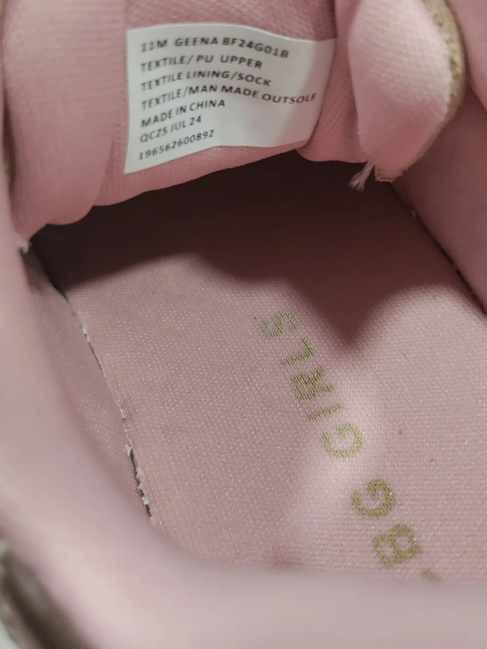BCBG Girls Geena Beige Pink Metallic Sneakers Size 11M
